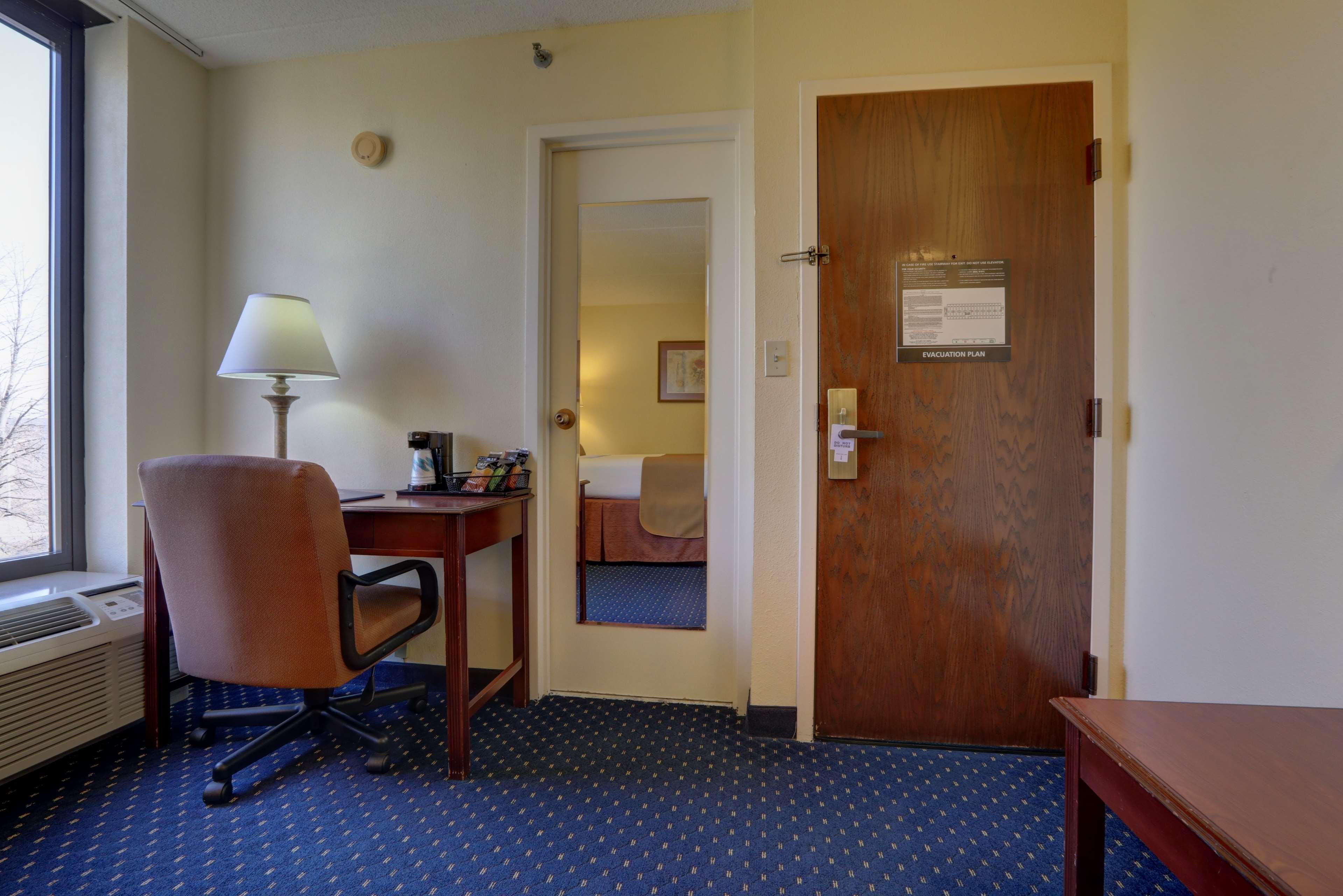 Best Western Plus North Odessa Inn & Suites Εξωτερικό φωτογραφία
